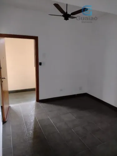 Vendo conjunto comercial com 02 salas no Boqueirão em Santos