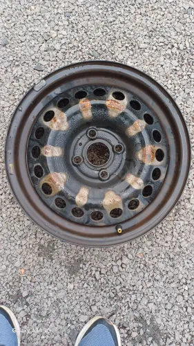 4 Rodas ferro aro 15 hb 20