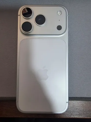 iPhone 17 Pro 256GB - Prata
