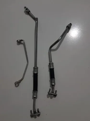 Tubo de Óleo do Radiador Lander 250