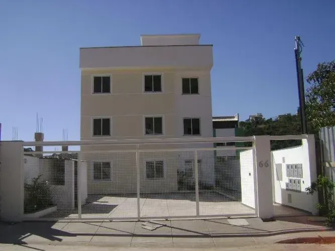 Cobertura com 2 dormitórios à venda, 130 m² por R$390.000 - São Pedro - Juiz de Fora/MG