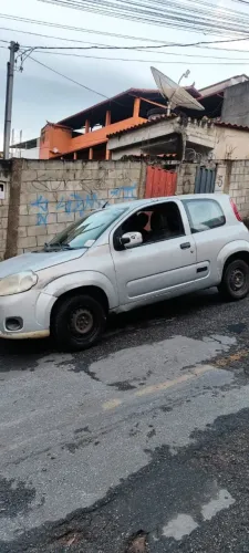 Fiat Uno Vivace 1.0 EVO Fire Flex 8V 3P 2012