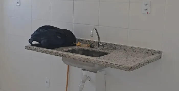 Pia cozinha, pia banheiro, caixa acoplada e tanque