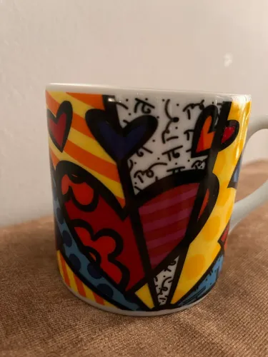 Romero Britto caneca 