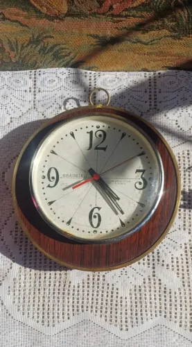 Relógio de parede Braseiko (reparar ou retirar peças)