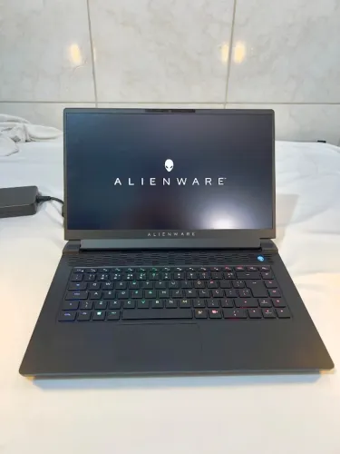 Notebook DELL Alienware 1TB 32gb ram excelente
