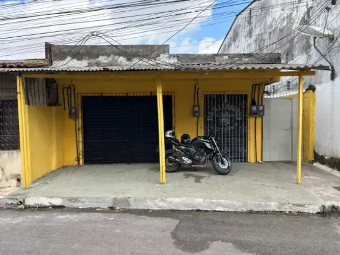 GRANDE OPORTUNIDADE: VILA DE KITNETS, CASA E PONTOS COMERCIAIS NA MARAMBAIA