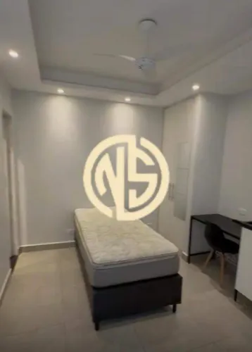 Apartamento de Frente para Aluguel em Santo Amaro (1 dorm) com Vista do Lago
