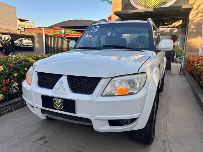 Mitsubishi Pajero TR4 2.0/ 2.0 Flex 16V 4X4 Aut. 2013