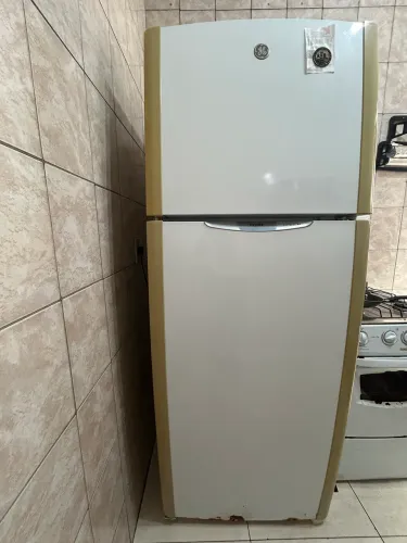 Geladeira frost free 410L