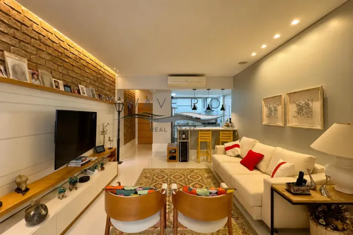 Apartamento para Venda em Rio de Janeiro, Copacabana, 3 dormitórios, 1 suíte, 3 banheiros