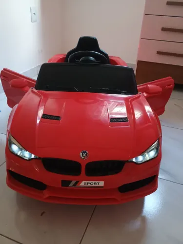 Carro elétrico infantil BMW 
