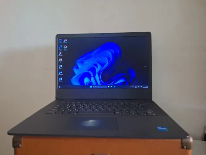 Notebook Dell core i5 11°geração 4gb ssd120-com garantia
