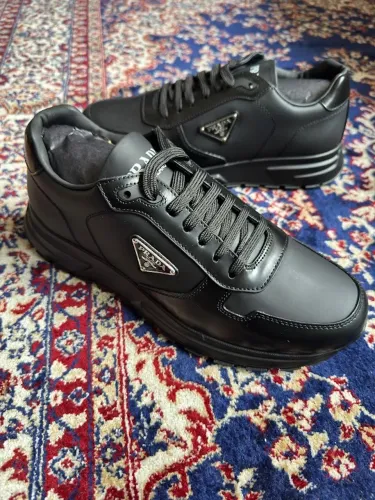 TENIS - PRADA - PRETO - TAM. 40/41/42