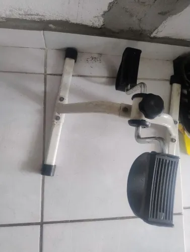 Mini bicicleta ergométrica