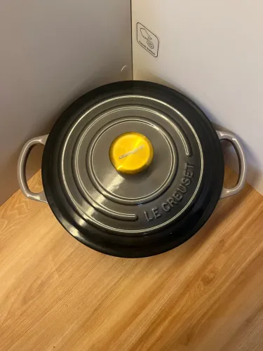 Panela Redonda Le Creuset 20cm Signature Cor Cinza