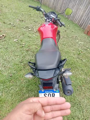 Venda rápida , desapegando, dispenso curiosos.