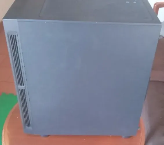 Gabinete Gamer SuperFrame Bunker Mid Tower, Vidro Temperado, M-ATX, 3 Fans