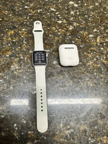 Apple Watch + Air pods 1