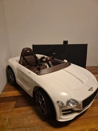 Vendo carrinho elétrico infantil