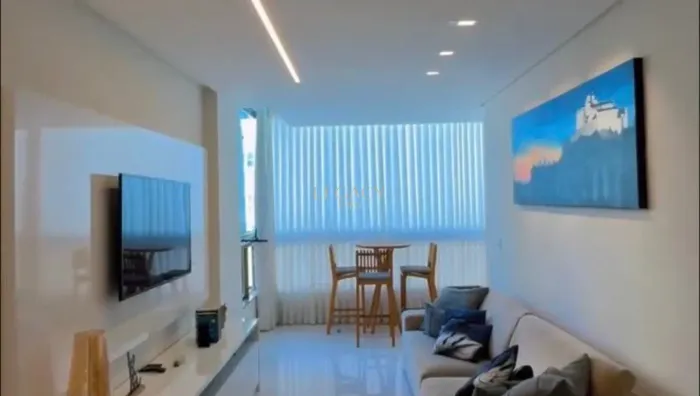 Apartamento de 3 quartos com 2 Vagas na Praia da Costa com porteira FECHADA! REF: AP01995
