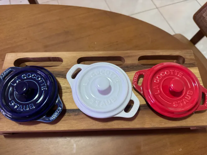 Conjunto Kit Cocottes Redondas mini cerâmicas STAUB 