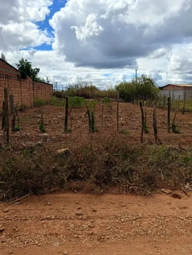 Vendo lote no parque do bosque em Águas lindas do Goiás lote de 360 metros 