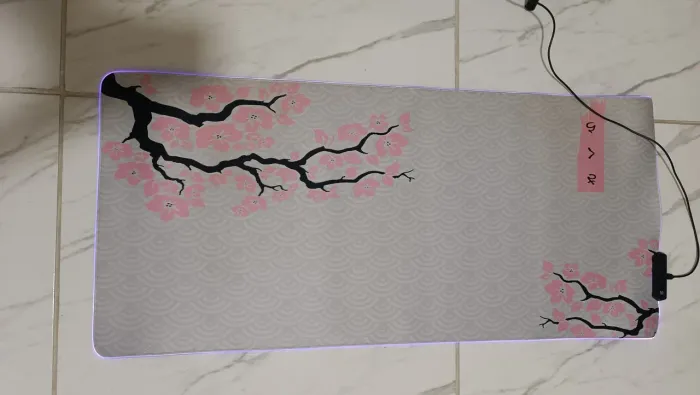 Mousepad Sakura rosa e Branco com led