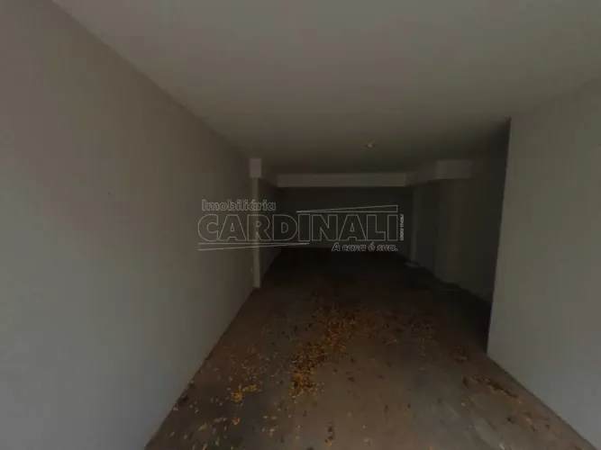 Imóvel bem localizado.