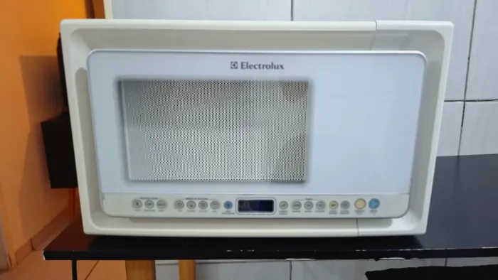 Microondas Eletrolux - 127v 