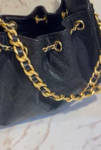 Bolsa Chanel 22 cm couro legítimo preto 