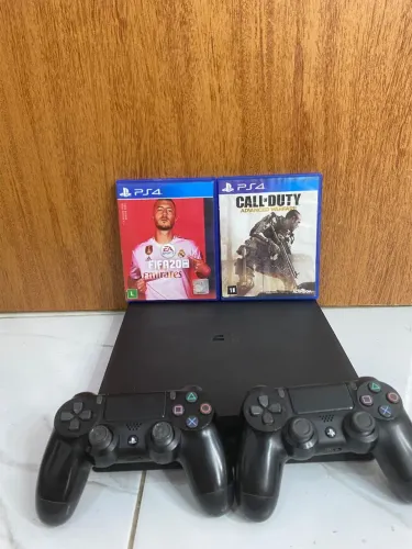 Ps4 slim + 2 controles + 2 jogos