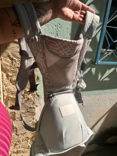 Canguru com assento 