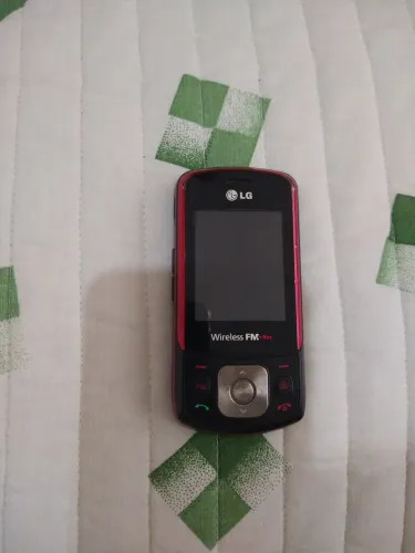 Celular LG GB230 Vermelho