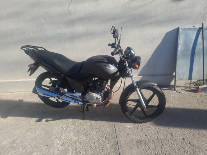 Moto fan 125 nova