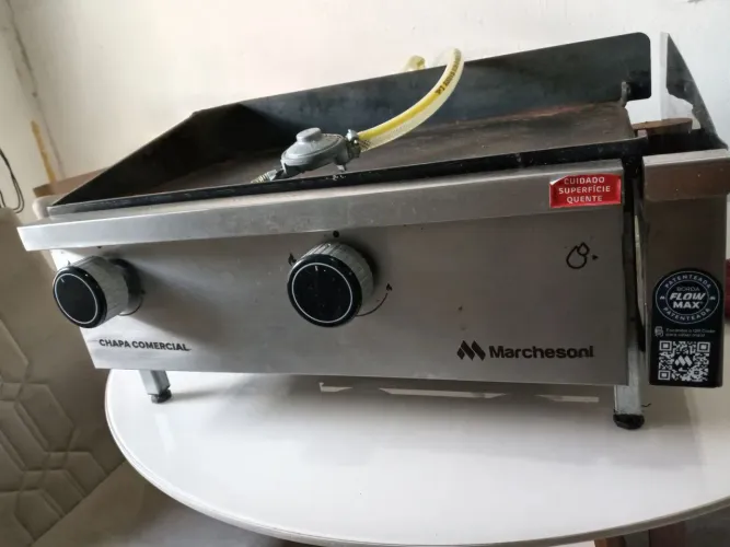 Chapa comercial a gás Marchesoni