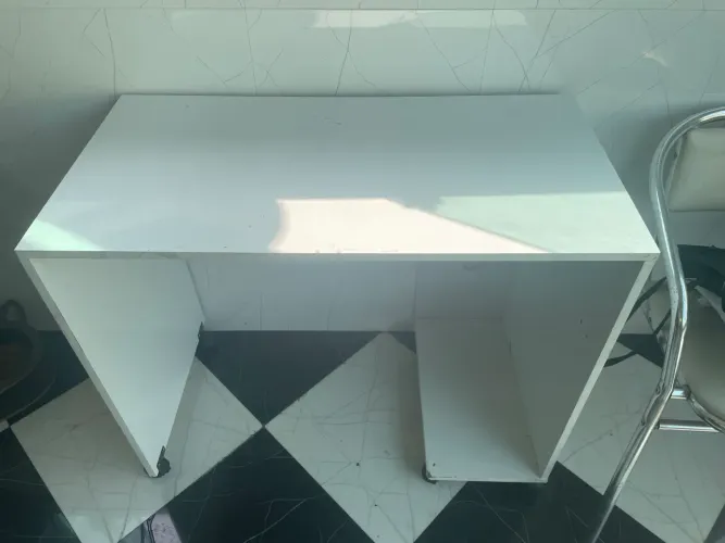 MESA DE COMPUTADOR BARATA EM PERFEITO ESTADO