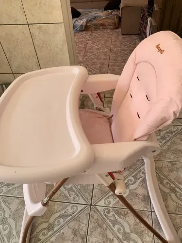 Cadeirinha de alimentação