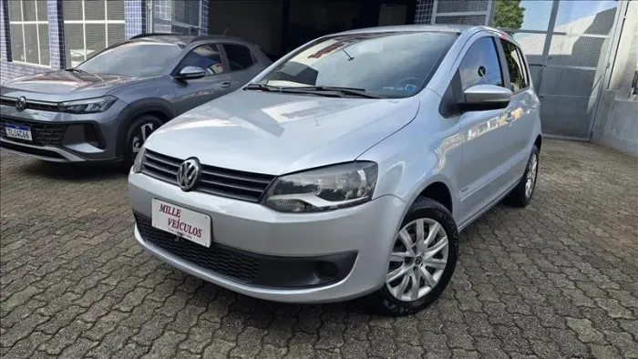 Volkswagen Fox 1.6 MI Total Flex 8V 5P 2013