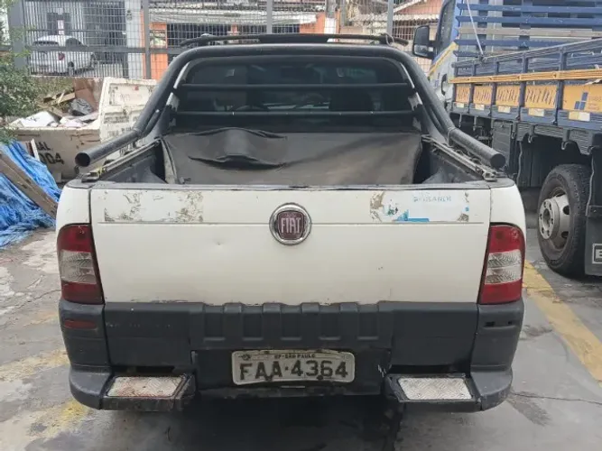Fiat Strada 1.4 MPI Fire Flex 8V CE 2012