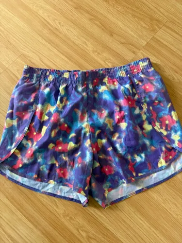 Shorts Asics Feminino M