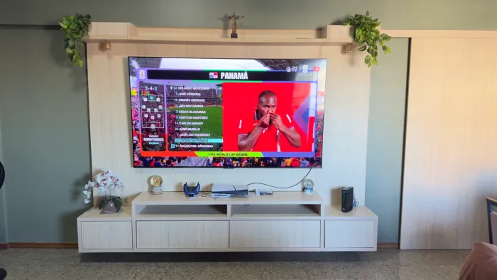 Painel de MDF com gavetas