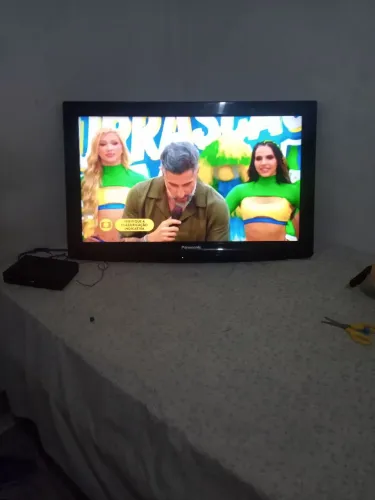 Televisão Panasonic, não é Ismart 