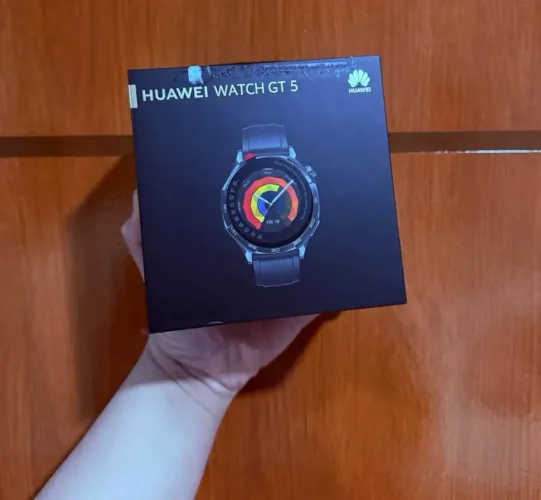 Vendo Huawei Watch GT 5, novo e sem uso. O relógio nunca foi utilizado