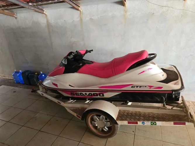 Jet-ski