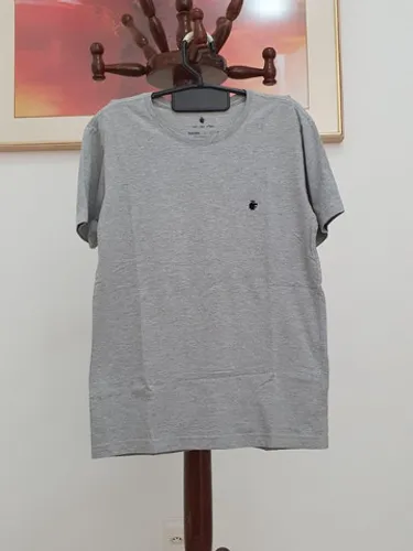 Camiseta de malha Von Der Volke Original Nova - Cinza mescla!