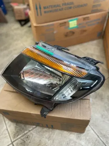 Farol Ford Ranger 