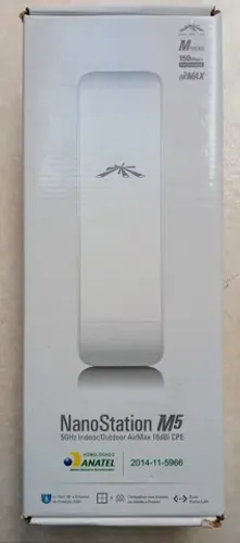 Ubiquiti NanoStation M5 5GHz Indoor/Outdoor AirMax