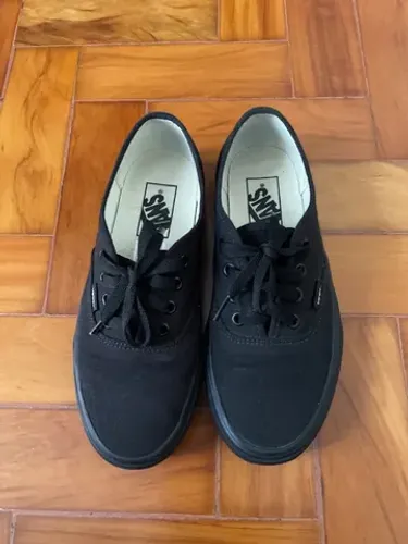 Tênis Vans preto