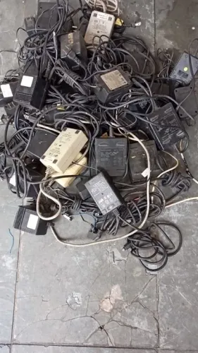 Lote de 24 fontes de impressoras antigas ho Deskjet 30 volts funcionando 